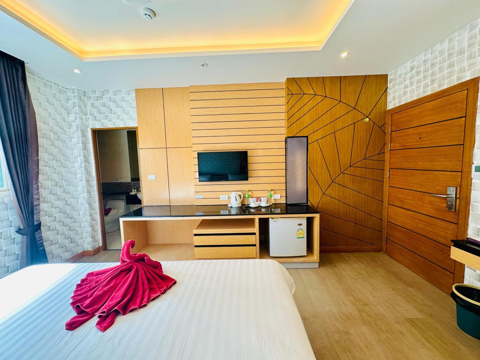 Anda Beachside Hotel Karon Exterior foto