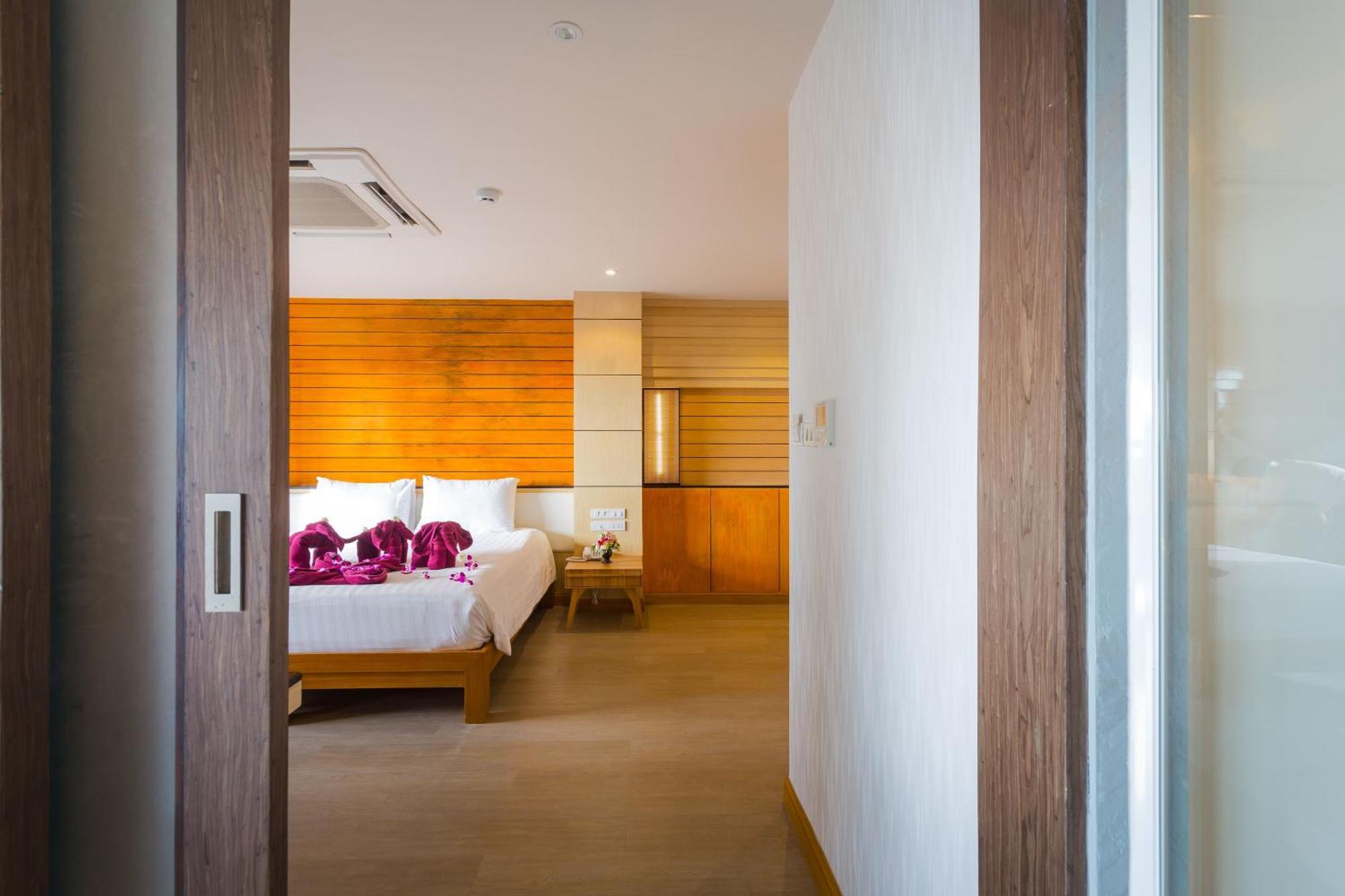 Anda Beachside Hotel Karon Exterior foto