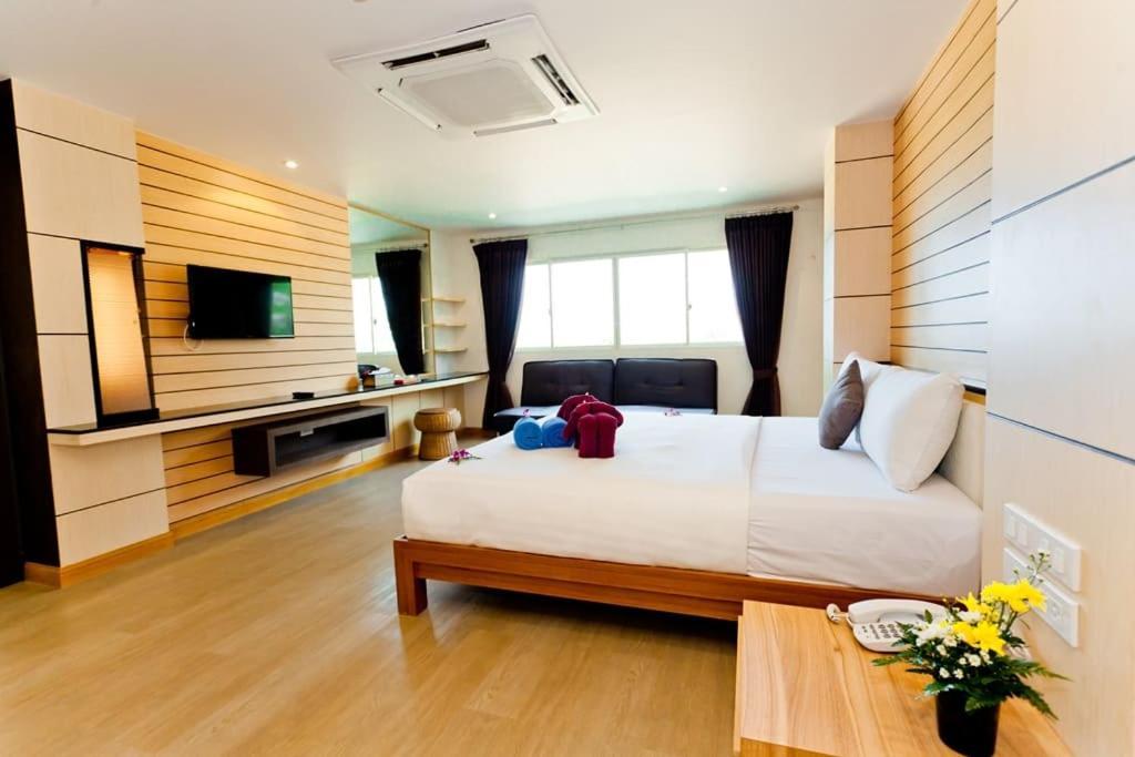 Anda Beachside Hotel Karon Exterior foto